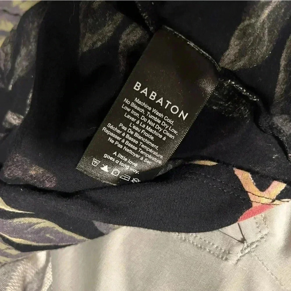 Aritzia- Babaton  Tee - Picture 5 of 6